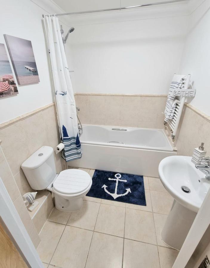 Centrally Located Boscombe Beach Apart With Parking Bournemouth Zewnętrze zdjęcie
